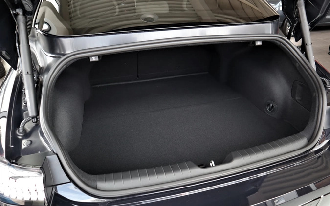 Hyundai IONIQ 6 cena 250400 przebieg: 4, rok produkcji 2023 z Głuszyca małe 631